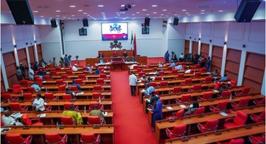 Senate to investigate ex-service chiefs for alleged fund diversion