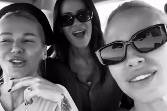 "PUTOVANJE SA DEVOJKAMA" Nataša Bekvalac u avanturi sa Kristinom i Tanjom: "Sestre to RADE DRUGAČIJE", pucaju od sreće i snimaju sve (VIDEO)