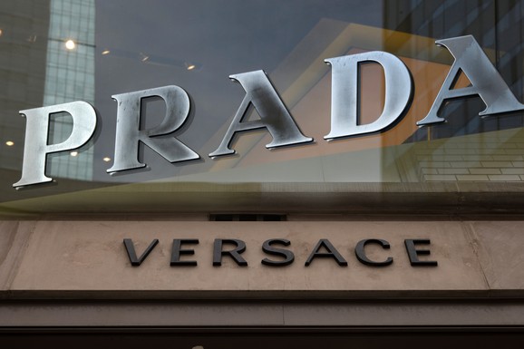 Prada predstavila sandale proizvedene u Indiji uz saradnju sa lokalnim zanatlijama