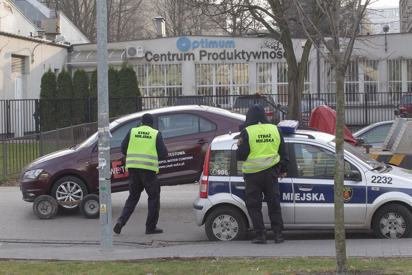 Parkingowy absurd na Służewcu!