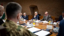 orban znowu grozi ukrainie. tranzytu przez węgry nie będzie