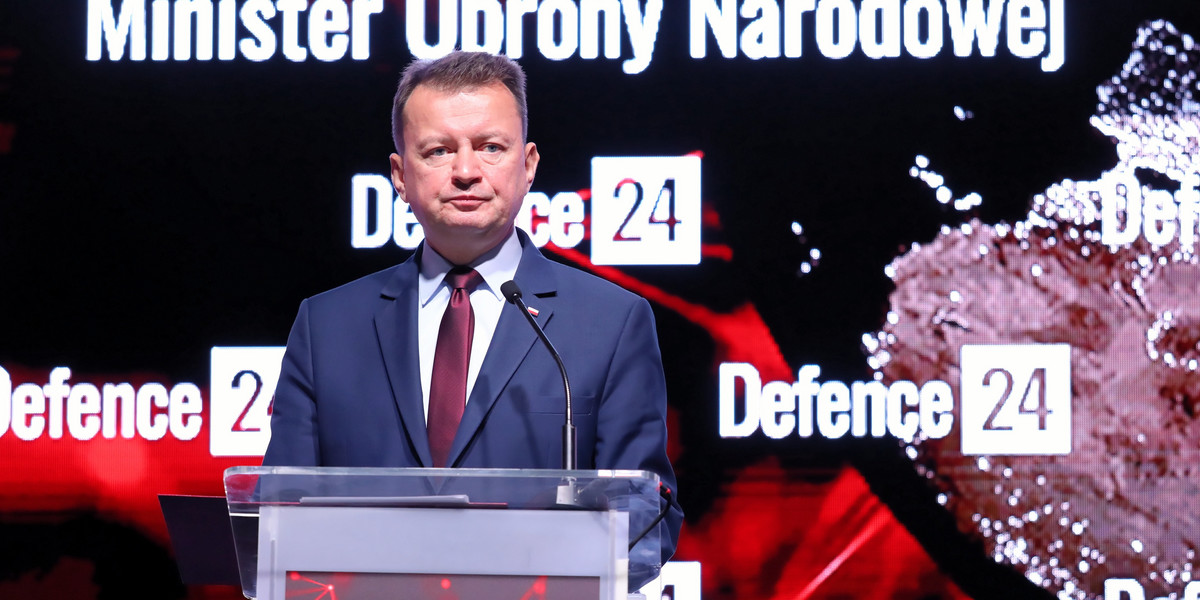 Wojsko Polskie musi być liczniejsze i wyposażone w ciężki sprzęt - twierdzi minister Mariusz Błaszczak
