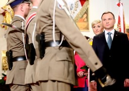 Prezydent: Spełniamy obowiązek, dzięki któremu Polska odzyskuje honor