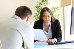 Upadłość pracodawcy. Jak odzyskać swoje zaległe wynagrodzenie?