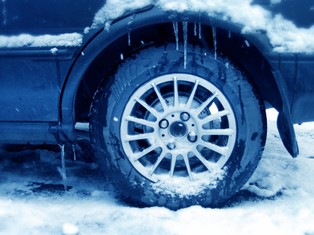 UOKiK przypomina: obowiązują nowe oznakowanie i piktogramy na oponach