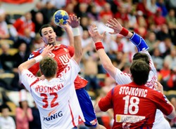 Dramatyczny mecz i ważne zwycięstwo z Serbami