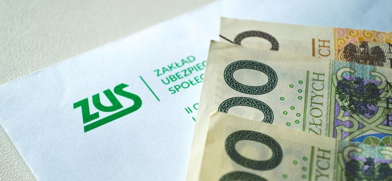 Emerytura po powrocie. Jak ZUS oblicza kapitał początkowy z pracą za granicą