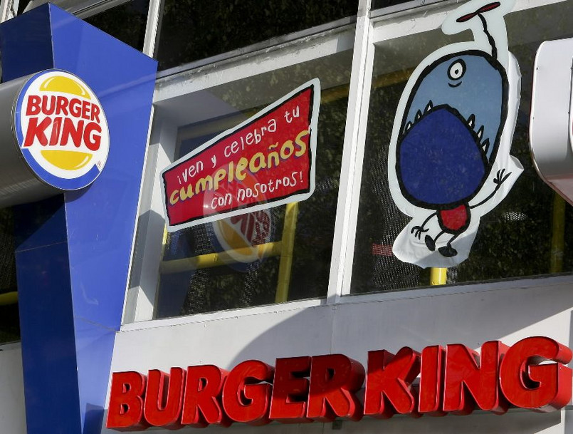 Międzynarodowa sieć fast foodów Burger King, która także w Polsce ma 17 restauracji, może zmienić właściciela. Fot. Bloomberg