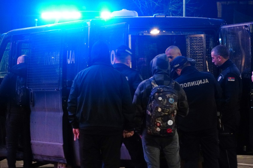 Situacija ispred Skupštine nakon 23 sata