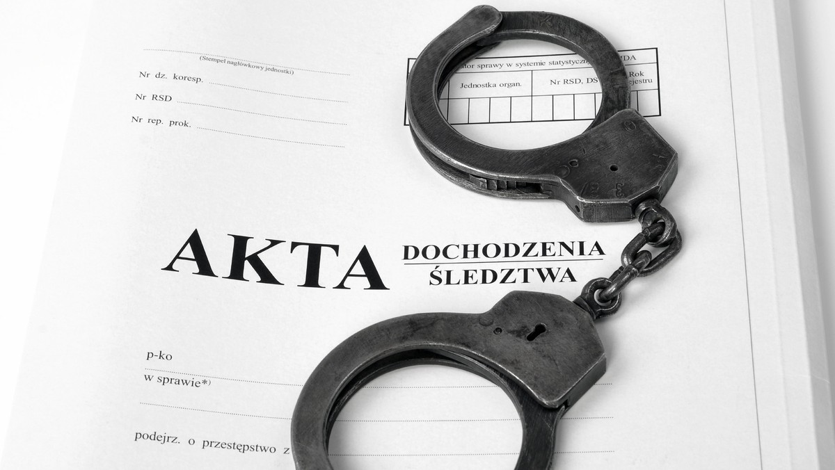 Prokuratura w Słupsku stawia zarzuty 27-letniemu mężczyźnie, który pobił młotkiem, dusił i gwałcił młodą kobietę. Gehenna ofiary trwała dwa dni.