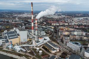 Wysokie ceny kontraktów na emisję CO2. Polska chce interwencji UE 