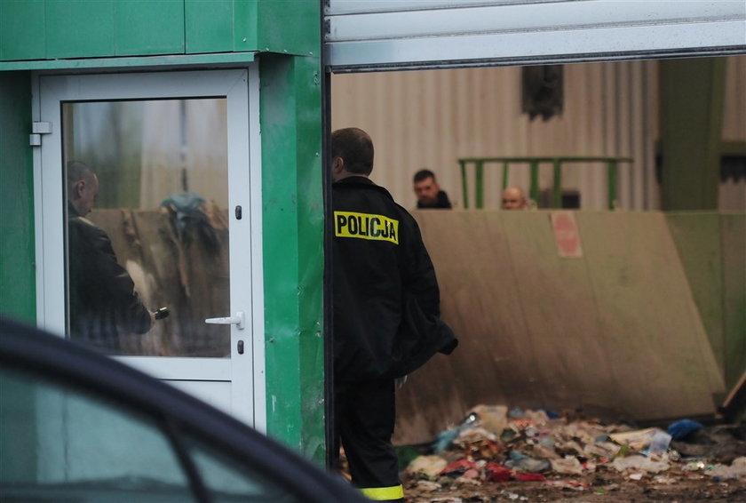 Groza! Martwy noworodek w śmieciach pod Warszawą!