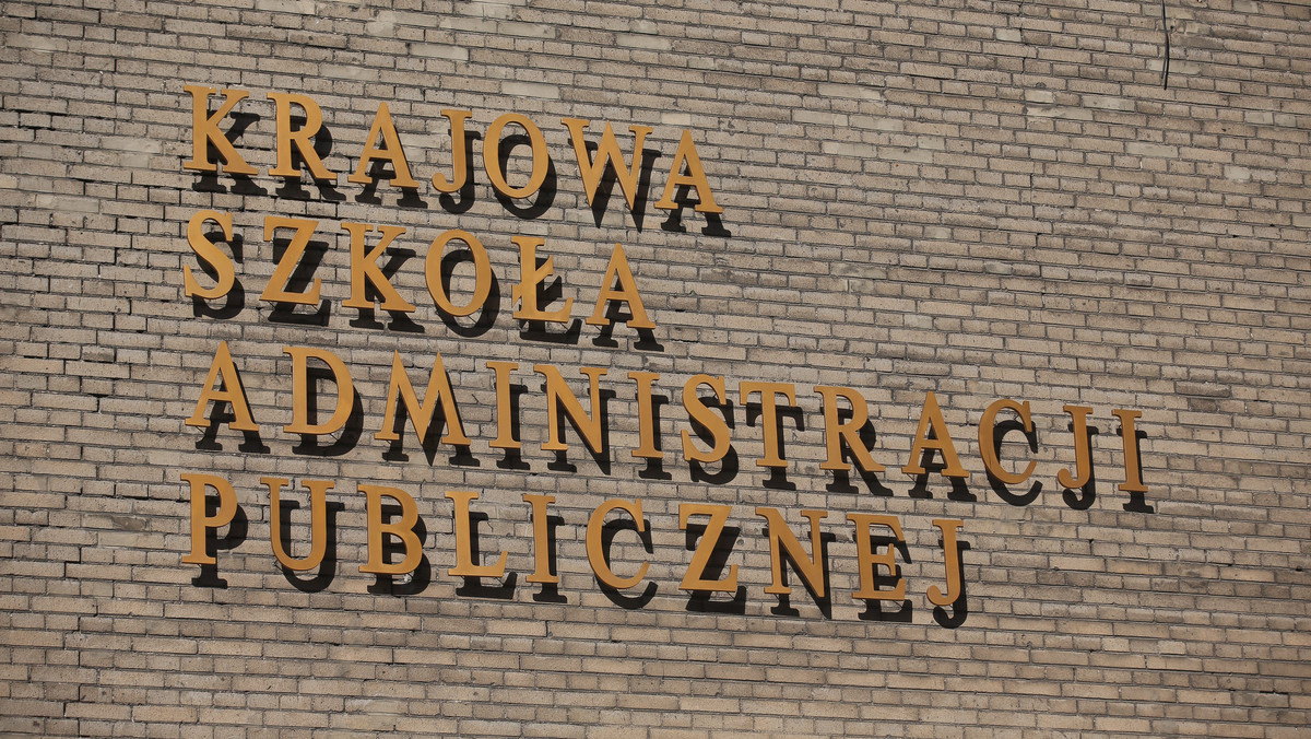 Prezydent Andrzej Duda podpisał nowelizację ustawy. Krajowa Szkoła Administracji Publicznej będzie nosić imię prezydenta Lecha Kaczyńskiego.