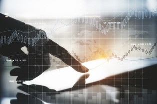 Celebryci reklamują Forex i kryptowaluty. UOKiK ostrzega przed inwestycjami wysokiego ryzyka