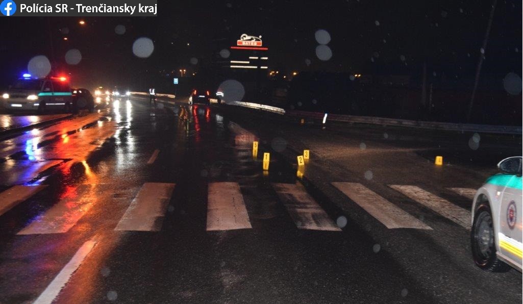 Zrážku s autom v Považskej Bystrici neprežila 73-ročná chodkyňa.