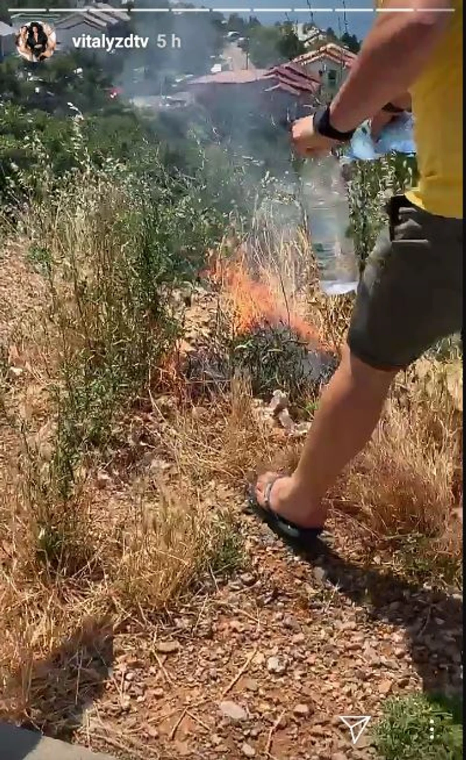 Kada je shvatio šta je uradio, požurio je da ugasi vatru da ne bi izazvao požar