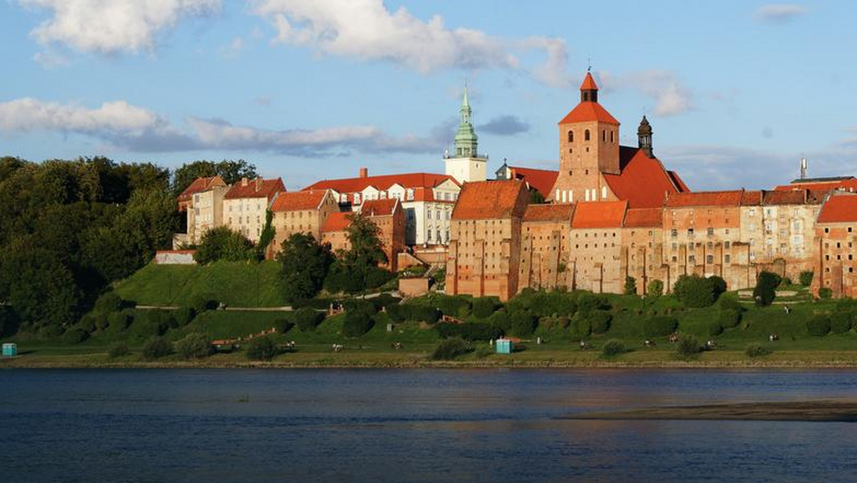 Regionalna Izba Obrachunkowa w Bydgoszczy wniosła do Wojewódzkiego Sądu Administracyjnego skargę na uchwałę grudziądzkiej rady miasta, która dotyczy dalekosiężnych planów finansowych miasta. Zdaniem pracowników RIO odbiegają one od rzeczywistości.