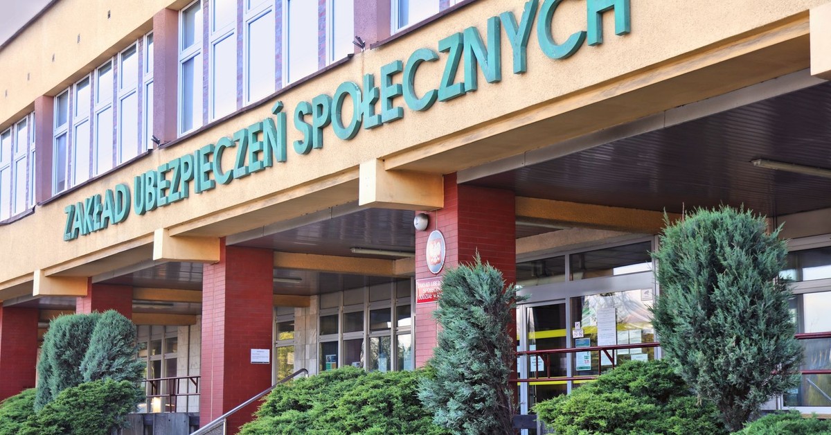 Zmarli zostawiają dziesiątki tysięcy złotych na kontach ZUZ. Spadkobiercy nie mają o tym pojęcia. Pieniądze mogą odzyskać. Jest na to prosty sposób