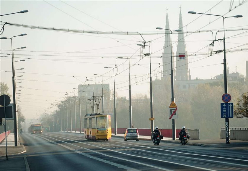 Wpuście auta na most poza szczytem!