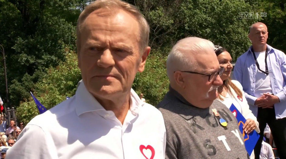 Donald Tusk w "Wiadomościach" TVP (screen)