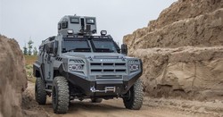 Kanada przekaże Ukrainie pojazdy opancerzone