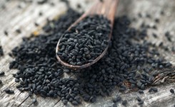 Pomaga schudnąć i oczyszcza organizm. Możesz dodawać ją do wielu potraw