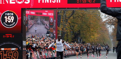 Eliud Kipchoge dał czadu. W dwie godziny obalił maratoński mit!