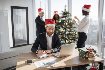 Wigilia 2024 dniem wolnym od pracy lecz za zgodą pracodawcy, ustawowo dniem wolnym - tak, ale od 2025 roku