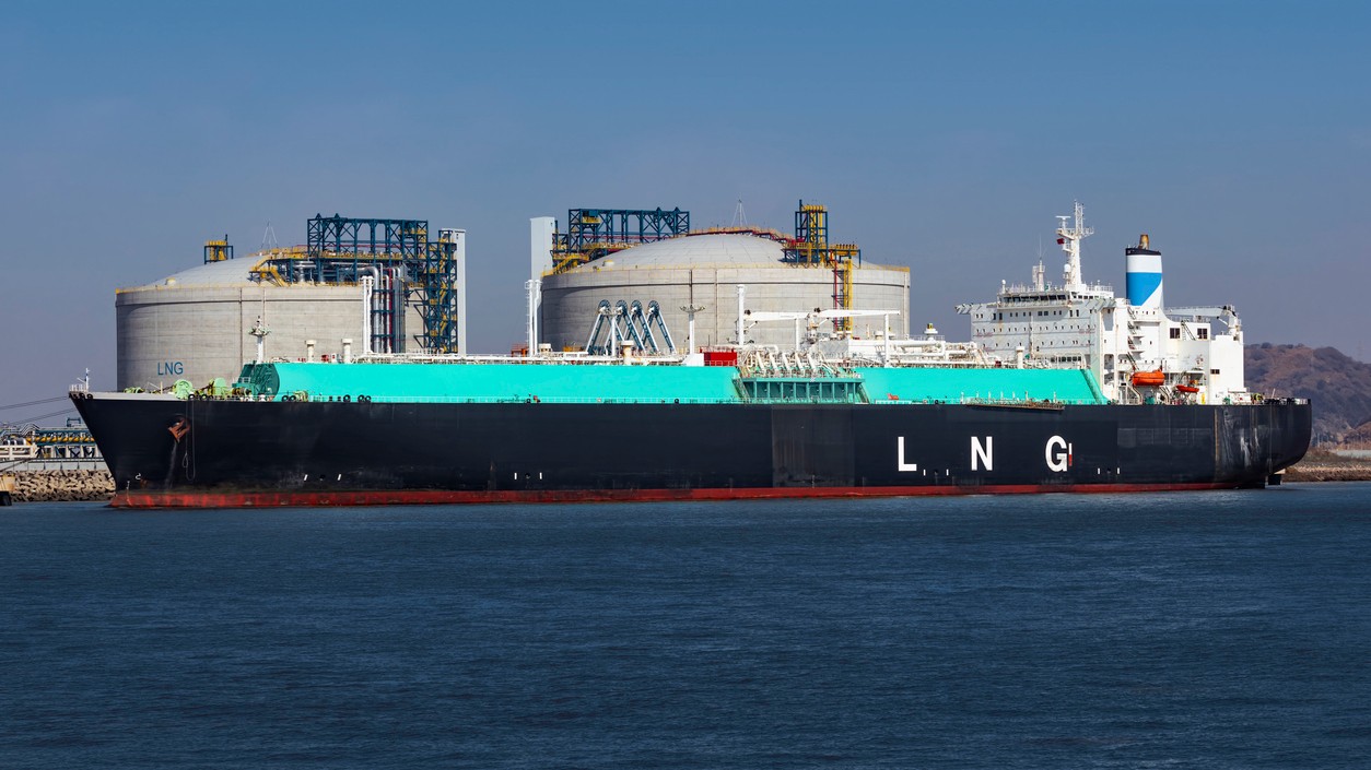 Preprava skvapalneného zemného plynu (LNG) cez Hormuzský prieliv sa v dôsledku vojny prakticky zastavila. (ilustračné foto)