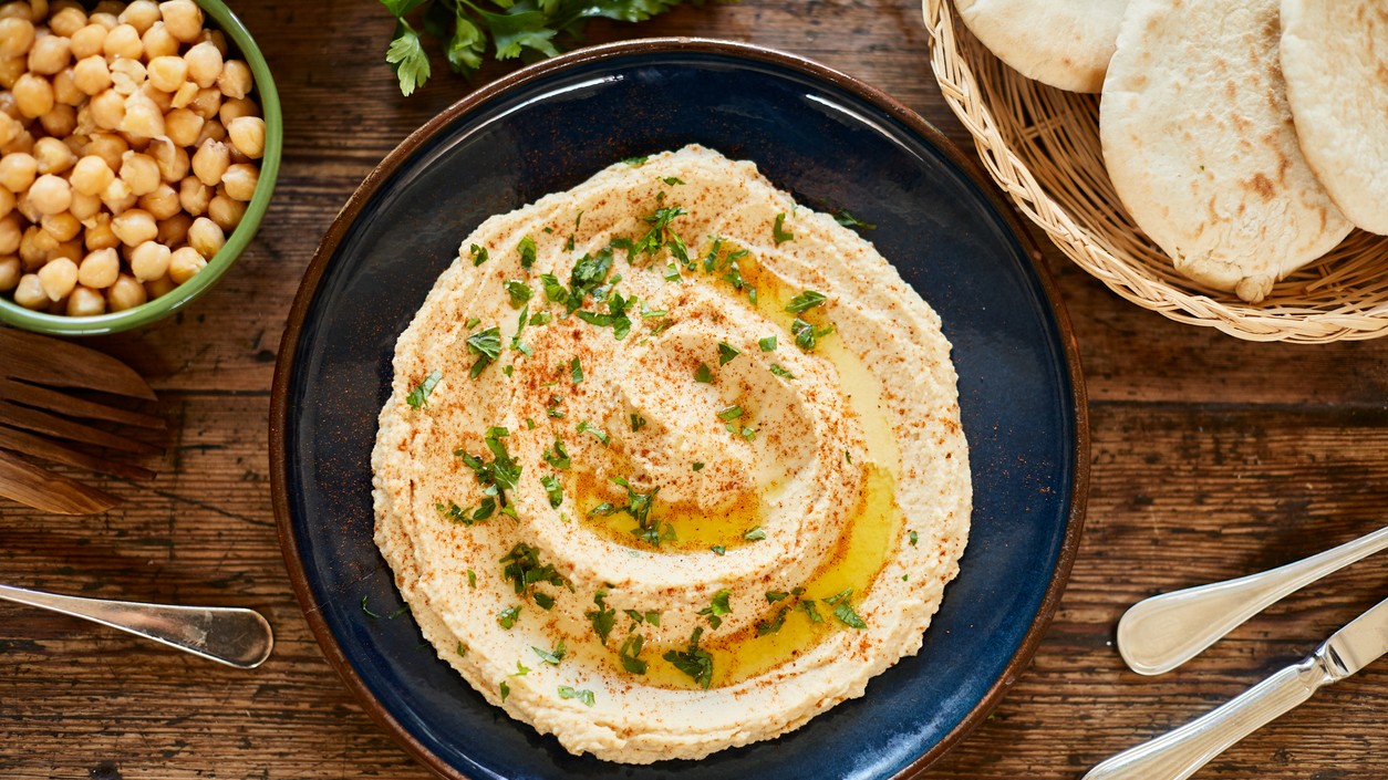 Cícerové pyré so sezamovou pastou má ambíciu vyhlásiť hormonálnym zmenám vojnu.