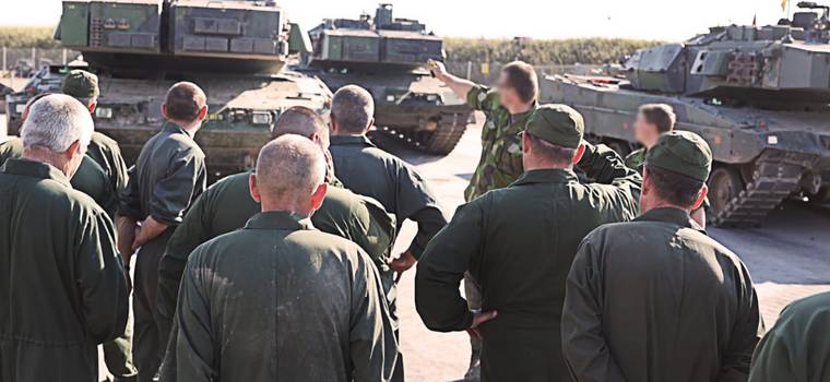 "Skandynawskie bestie" walczą w Ukrainie. Rosjanie boją się ich "superpancerza"