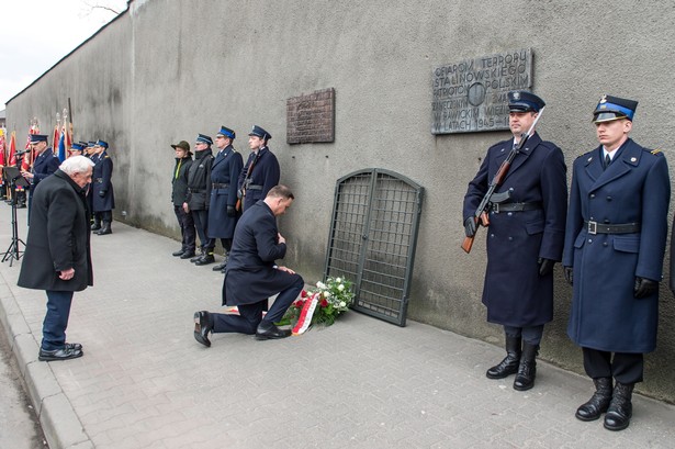 "Niepodległość to coś, co dla każdego narodu jest najcenniejsze - własne, suwerenne, niepodległe państwo, w którym naród może sam o sobie stanowić"