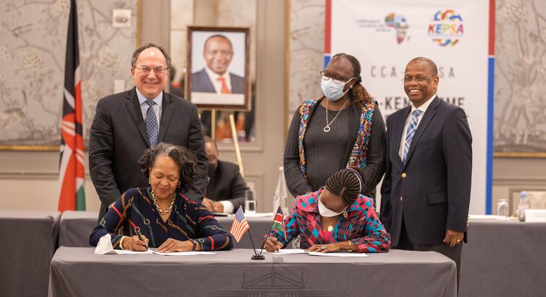 KEPSA CEO Carole Kariuki (right) and CEO of CCA Florie Liser (left) were involved in the signing of a detailed private sector agreement that seeks to expand trade and investments between Kenya and the United States of America.