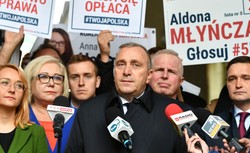 Schetyna o Kornelu Morawieckim: Nie bylibyśmy dzisiaj w wolnej Polsce, gdyby nie jego zaangażowanie