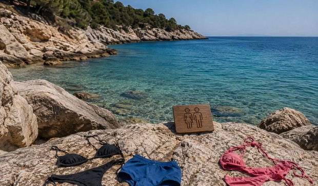 Nudistička plaža