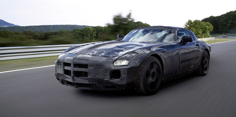 IAA Frankfurt 2009: Mercedes-Benz SLS AMG doda ci skrzydeł (fotogaleria)