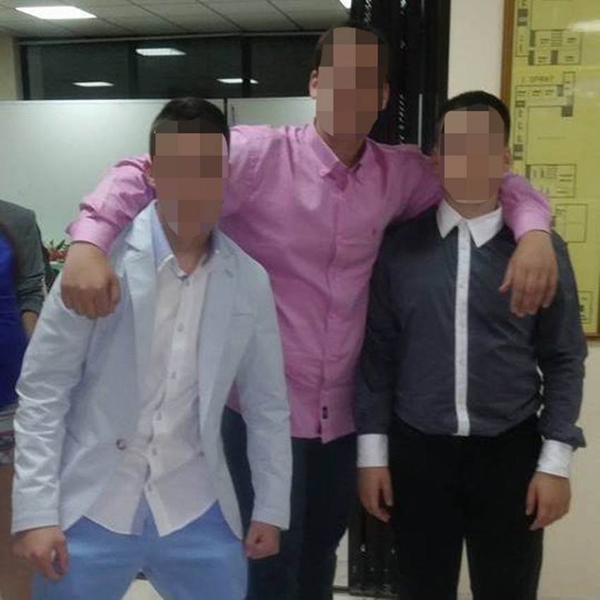 Dečak S.N. (u roze košulji) krupniji od vršnjaka