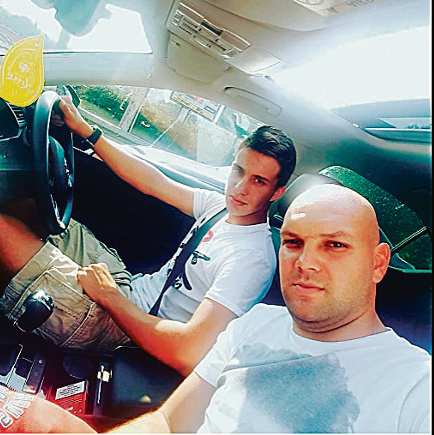 Luka Adžić pazi na sigurnost u saobraćaju: Prva vožnja sa ujakom Mihajlom