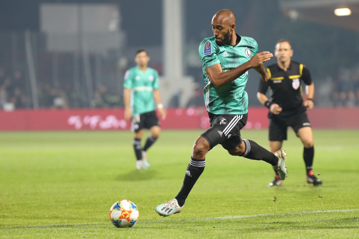 Ekstraklasa: Jose Kante pogra dłużej w Legii