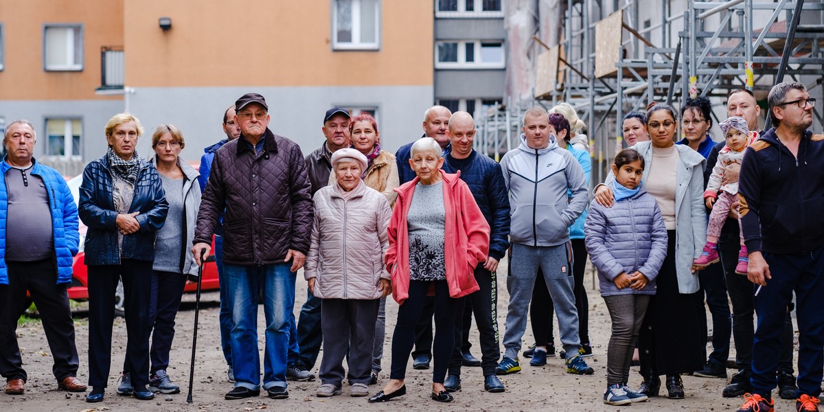 Lokatorzy z ul. Powstańców w Chorzowie mają zimne mieszkania. 