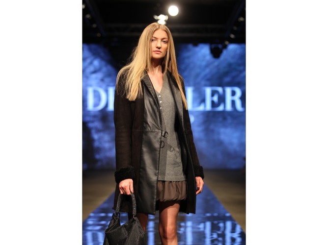 Jesień też może być piękna! Pokaz kolekcji Deni Cler na sezon jesień/zima 2011/2012.