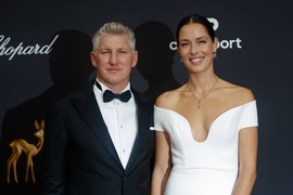 Nemci OBOŽAVAJU našu Anu, u jeku priča o RAZVODU otvoreno stali na njenu stranu: "Ponizio je pred milionima, kako može da pogleda tog PREVARANTA I BLUDNIKA"