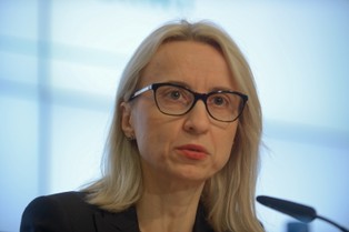 Czerwińska o PPK: Mamy w Polsce systemowy mechanizm dodatkowego gromadzenia oszczędności na emeryturę