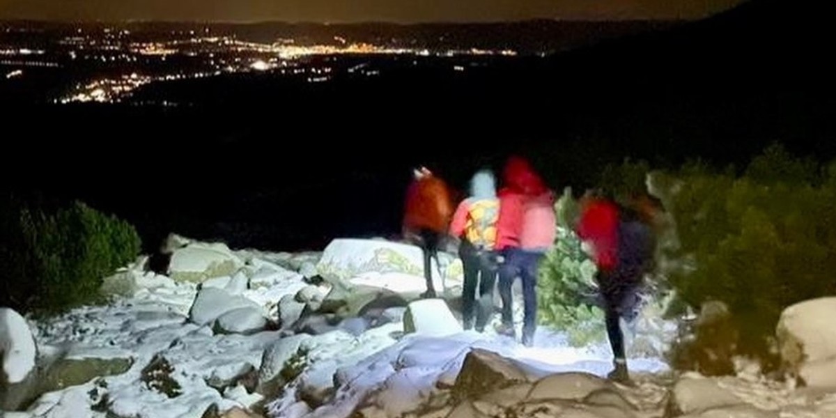 Tatry. Turyści pozostawili swoje partnerki w górach. Pomogli ratownicy.