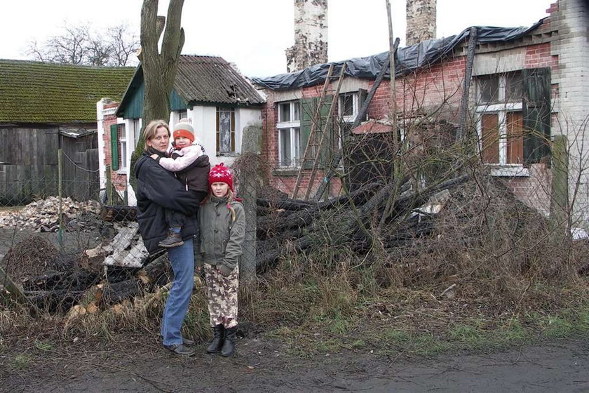 Sąsiedzi odbudowali nasz dom!