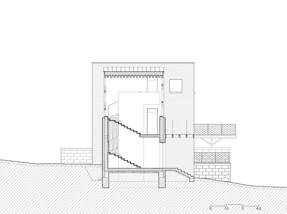 Zielony dom pośród bujnej zieleni. Projekt metamorfozy 60-letniego budynku wykonało biuro Aoc architekti