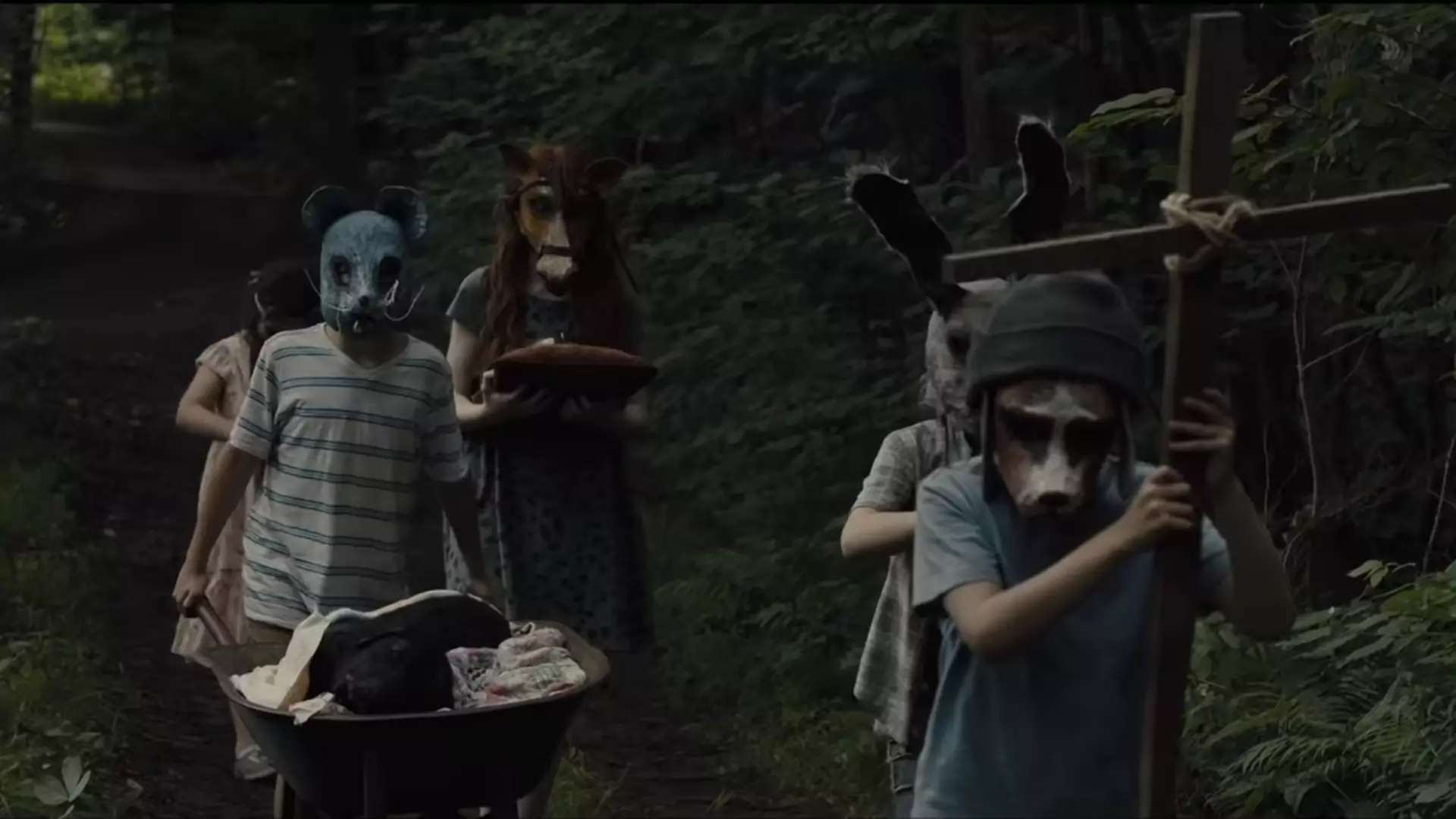 Martwe zwierzaki, dzieci i siły nieczyste - przepis na horror idealny w trailerze "Smętarza dla zwierzaków"