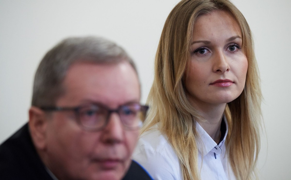 Powódka i jej obrońca