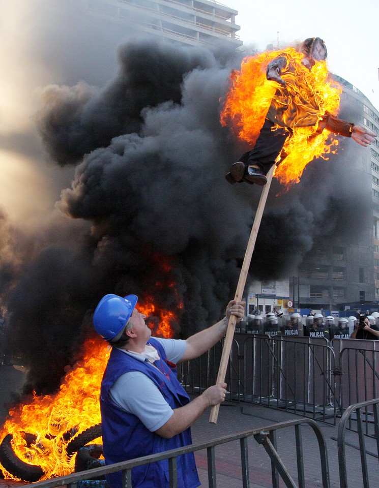 WARSZAWA STOCZNIOWCY DEMONSTRACJA