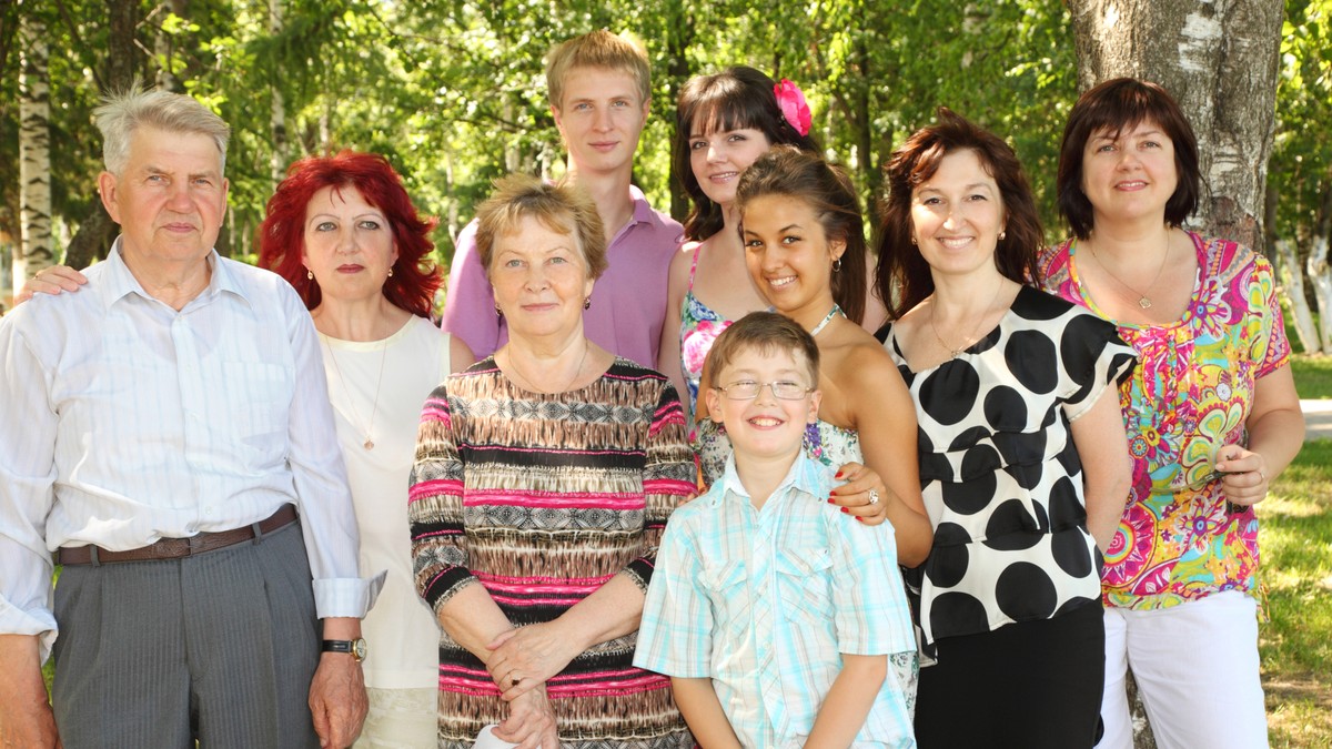 Posle 50. godine trebalo bi da izbegavate ove rođake: Osam toksičnih tipova